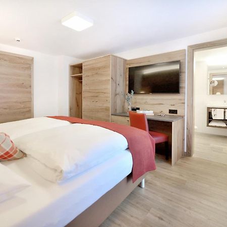 Hotel Alpina Superior Pettneu am Arlberg Eksteriør billede