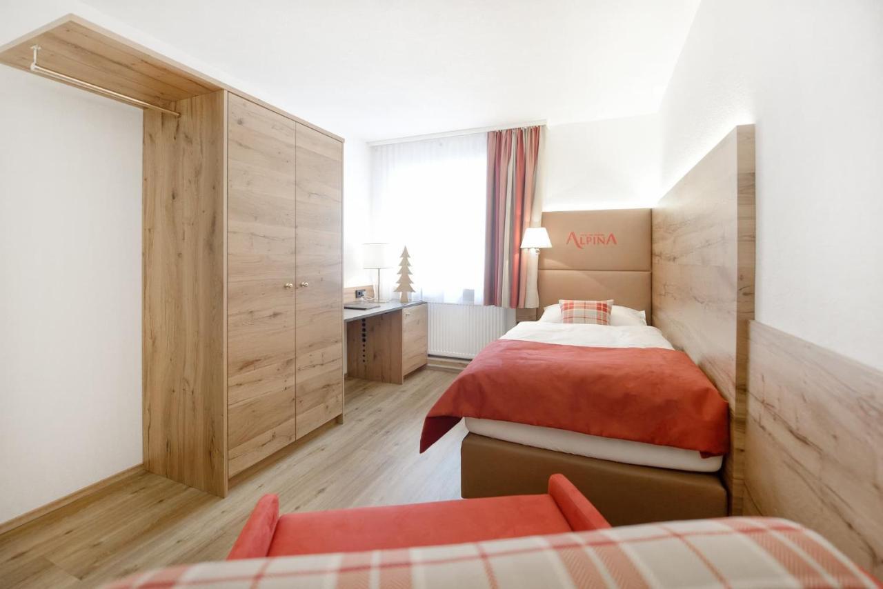 Hotel Alpina Superior Pettneu am Arlberg Eksteriør billede