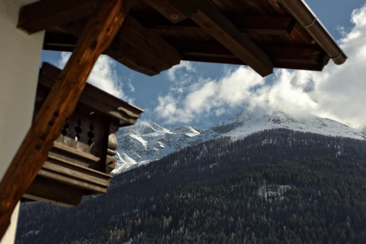 Hotel Alpina Superior Pettneu am Arlberg Eksteriør billede
