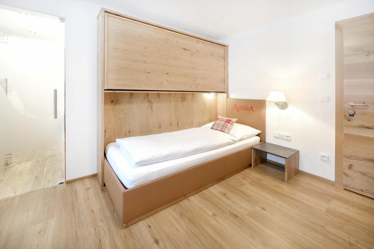 Hotel Alpina Superior Pettneu am Arlberg Eksteriør billede