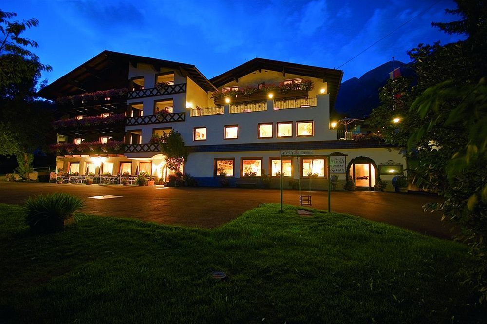 Hotel Alpina Superior Pettneu am Arlberg Eksteriør billede