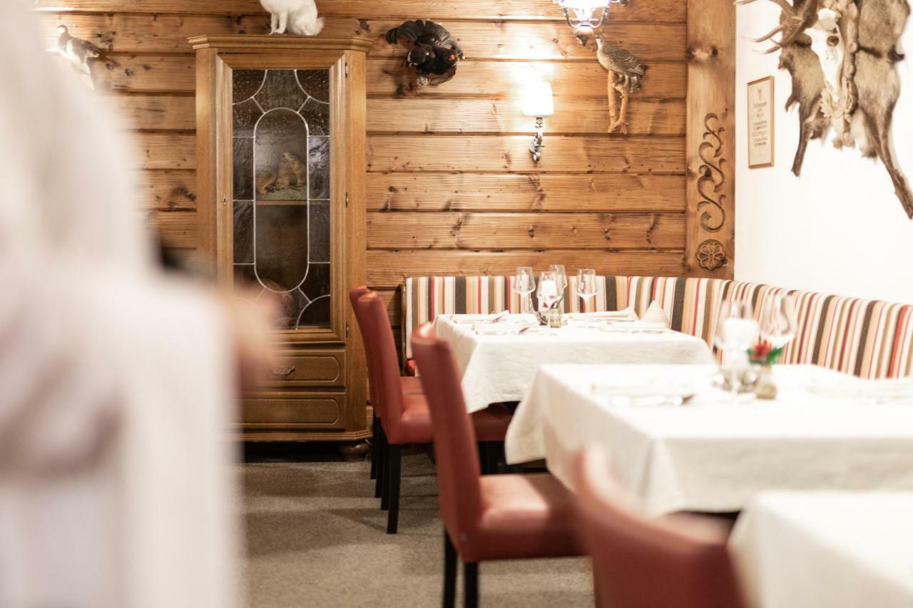 Hotel Alpina Superior Pettneu am Arlberg Eksteriør billede